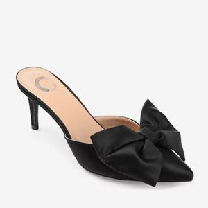 Journee Collection Tiarra Black Satin Slip On Mule Pump Heels - NWT